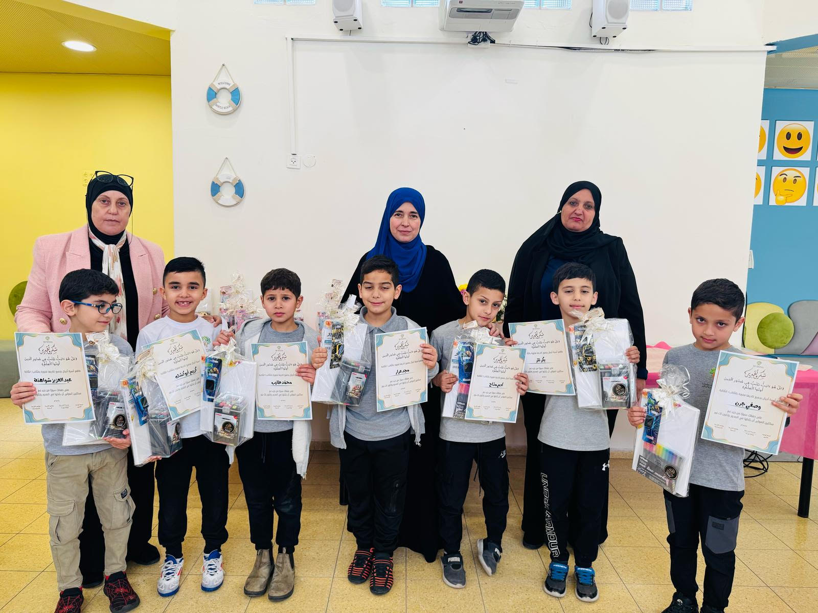 تكريم 38 حافظ لسور من جزء عمّ  في مدرسة أجيال الابتدائية في جلجولية 